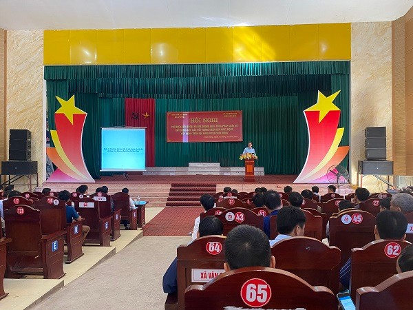 Hội nghị phổ biến, đối thoại và bồi dưỡng kiến thức pháp luật về xây dựng tại huyện Sơn Động