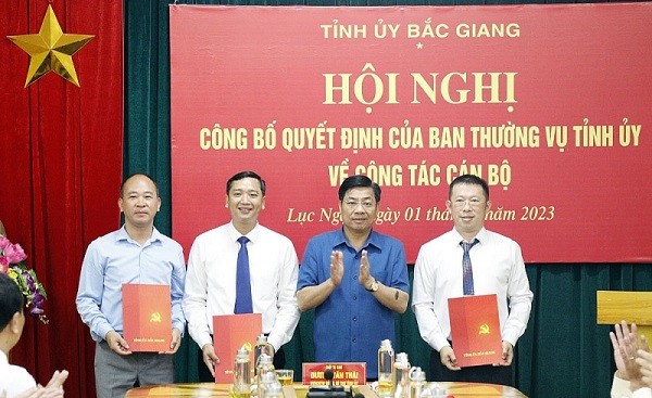 Ông Vương Tuấn Nghĩa - Giám đốc Sở Xây dựng Bắc Giang được điều động làm Bí thư Huyện uỷ Lục Ngạn